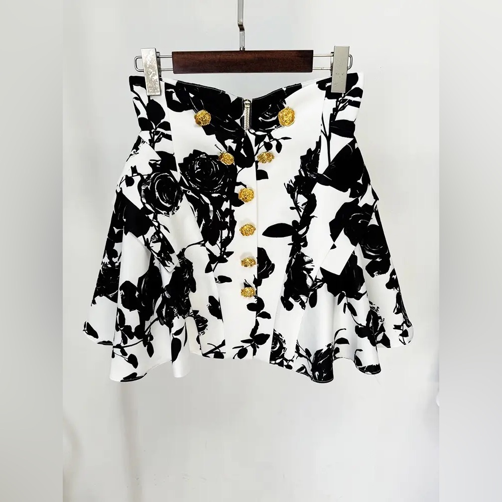 Chic Floral Print Short Skirt with Gold Rose Buttons